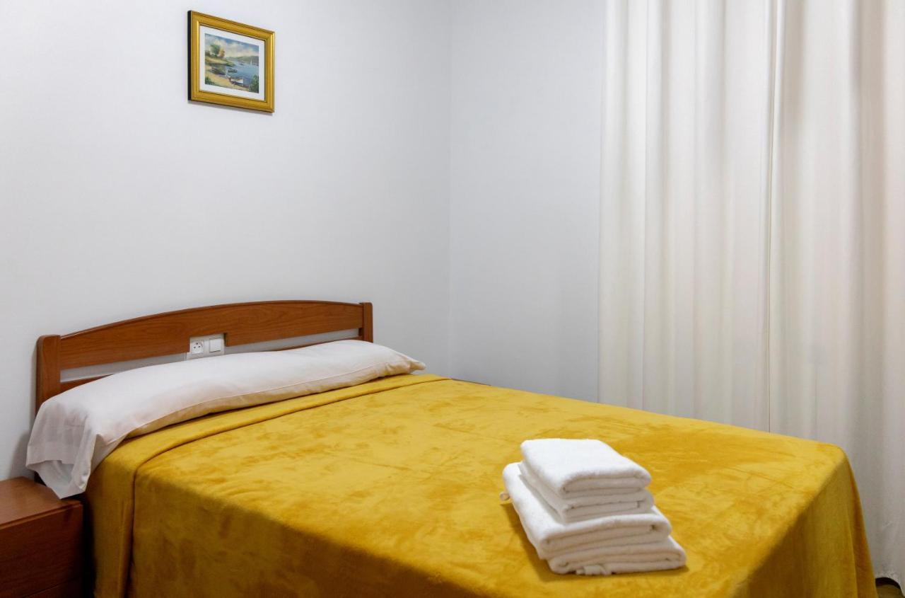 Yani'S Hospedaje Pension 1 Estrella Arriondas Εξωτερικό φωτογραφία