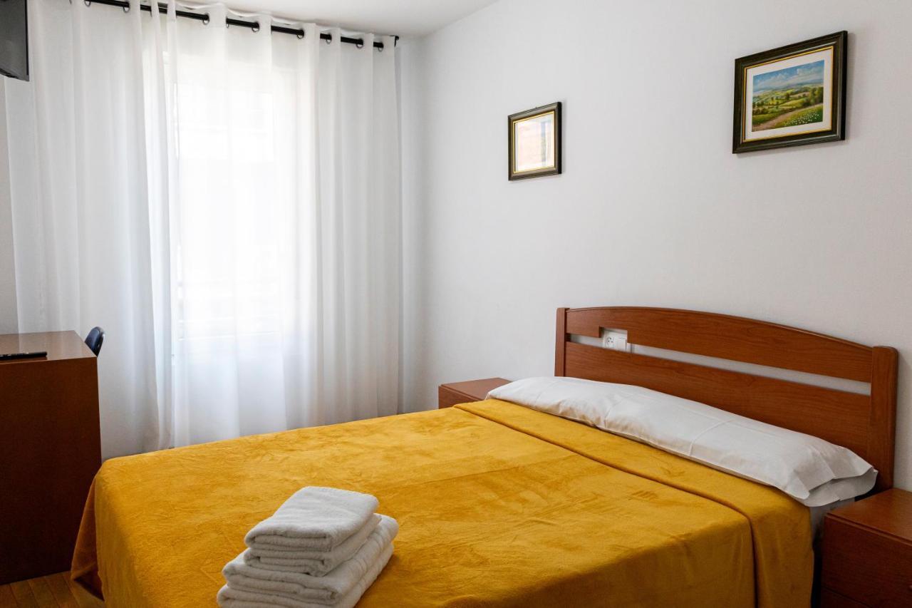 Yani'S Hospedaje Pension 1 Estrella Arriondas Εξωτερικό φωτογραφία